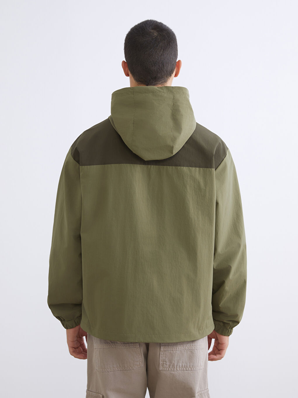 Yeşil Standart Kalıp Kapüşonlu Erkek Yağmurluk-4