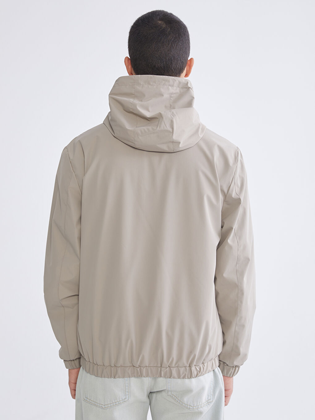 Bej Standart Kalıp Kapüşonlu Erkek Yağmurluk-5