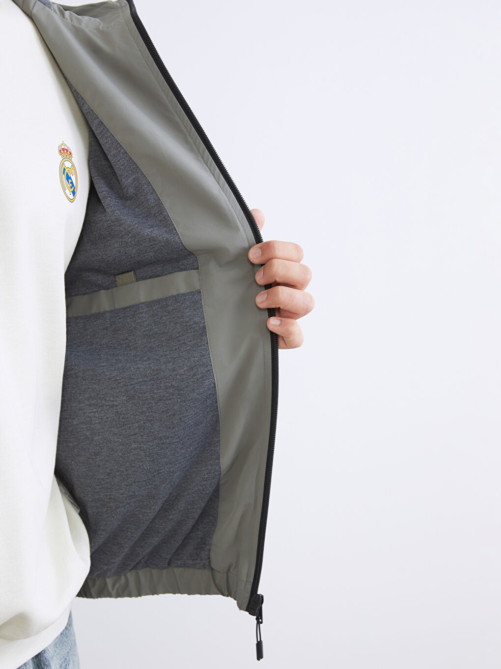 Regular Fit Hooded Men's Raincoat-3