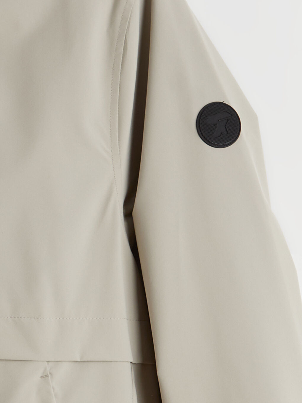 მამაკაცები რუხი საწვიმარი-7