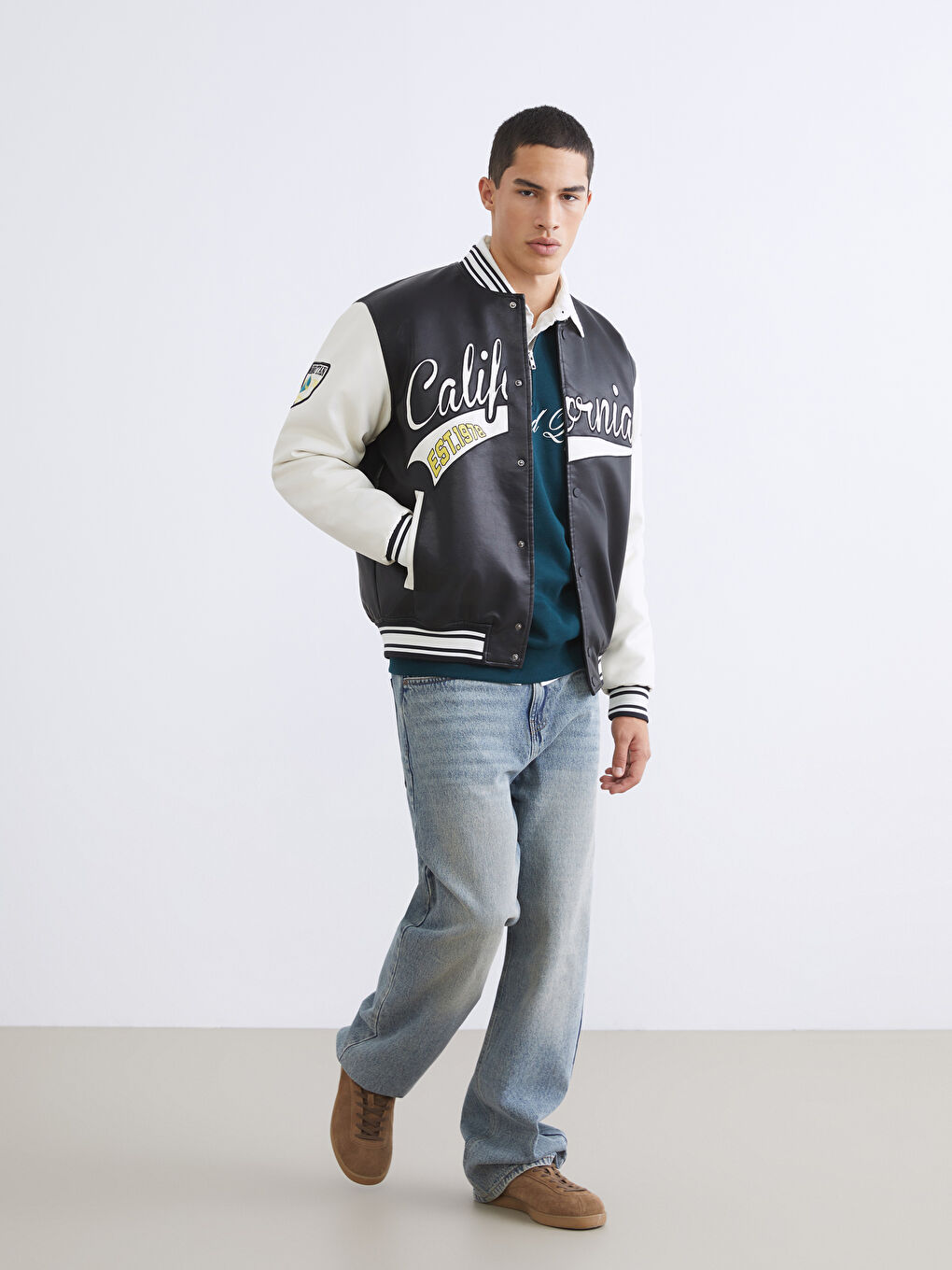 Siyah Standart Kalıp Nakışlı Erkek Kolej Ceket-1