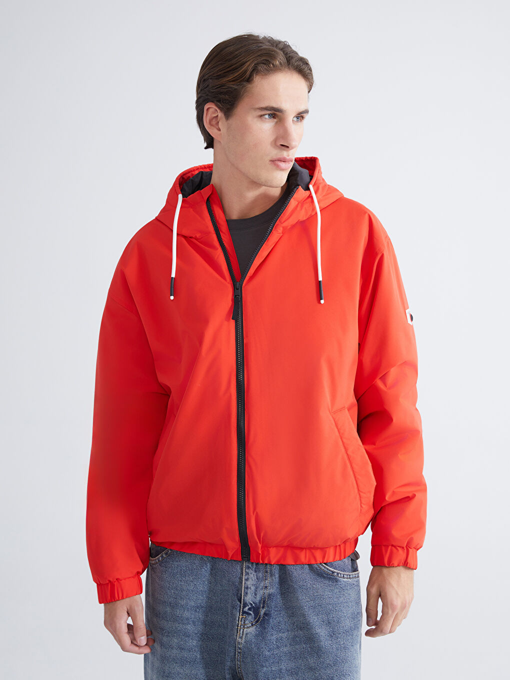 Пальто для чоловіків з капюшоном вільного крою