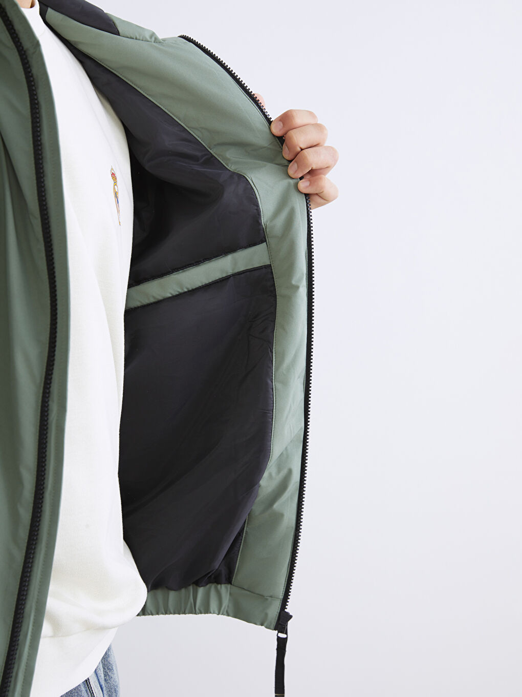 Haki Standart Kalıp Kapüşonlu Erkek Mont-3