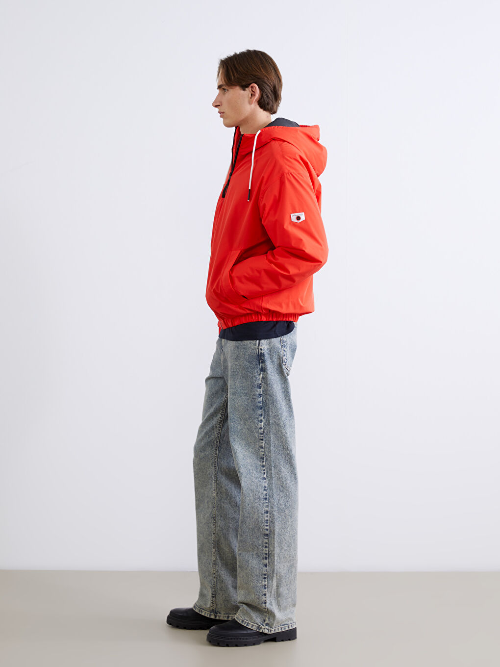 Turuncu Standart Kalıp Kapüşonlu Erkek Mont-1