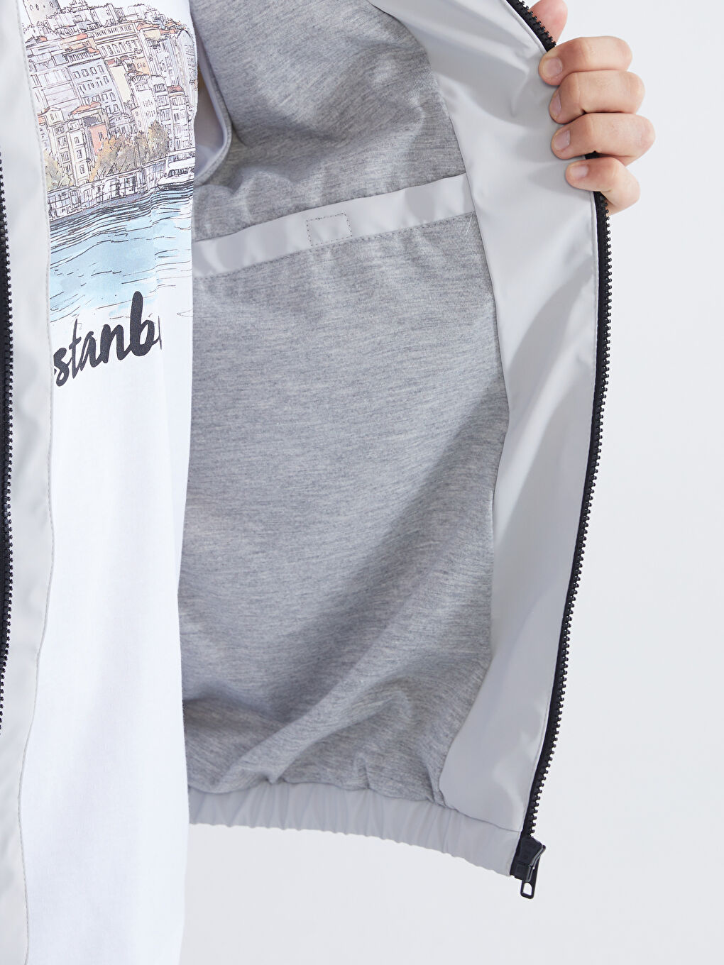 Men's Raincoat in a Classic Fit-3