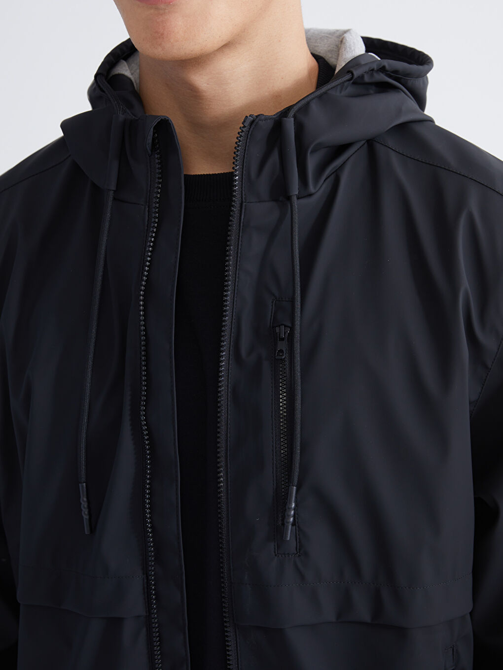 Siyah Standart Kalıp Erkek Yağmurluk-2