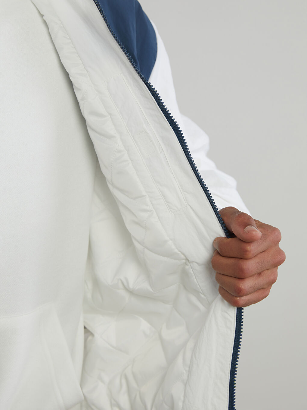 Man WHITE Coat-3