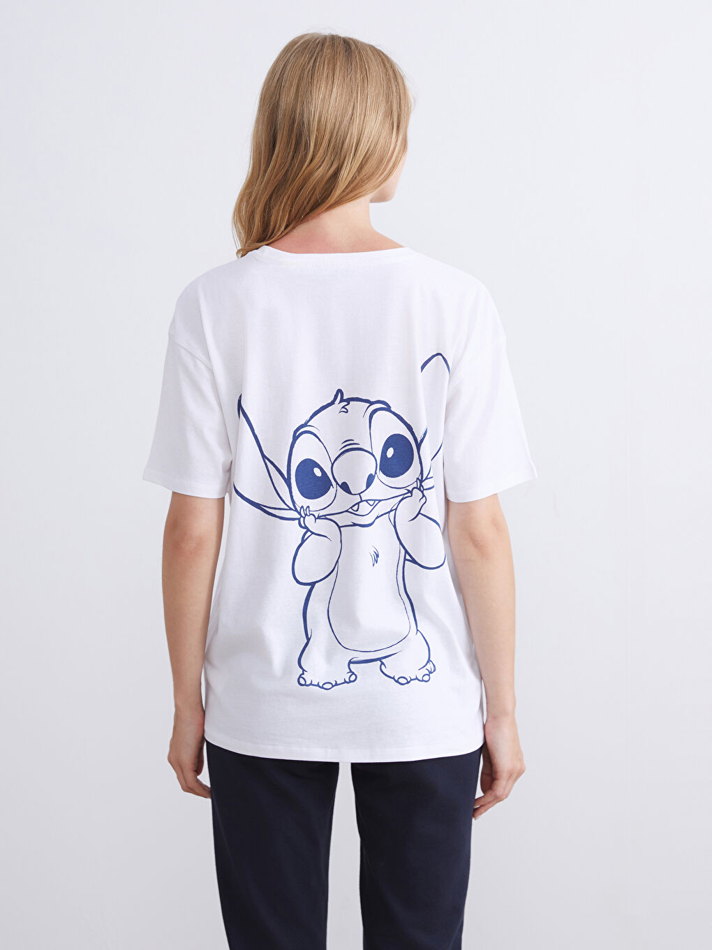 تي شيرت أبيض نساء-3