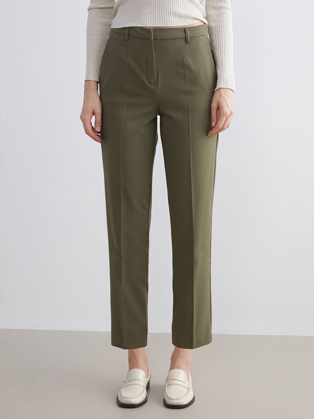 Женщины Хаки Брюки-1