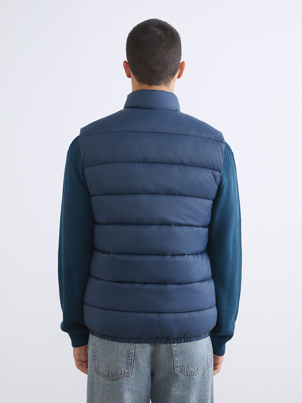 Slim Fit Stand Collar Men's Padded Vest-4
