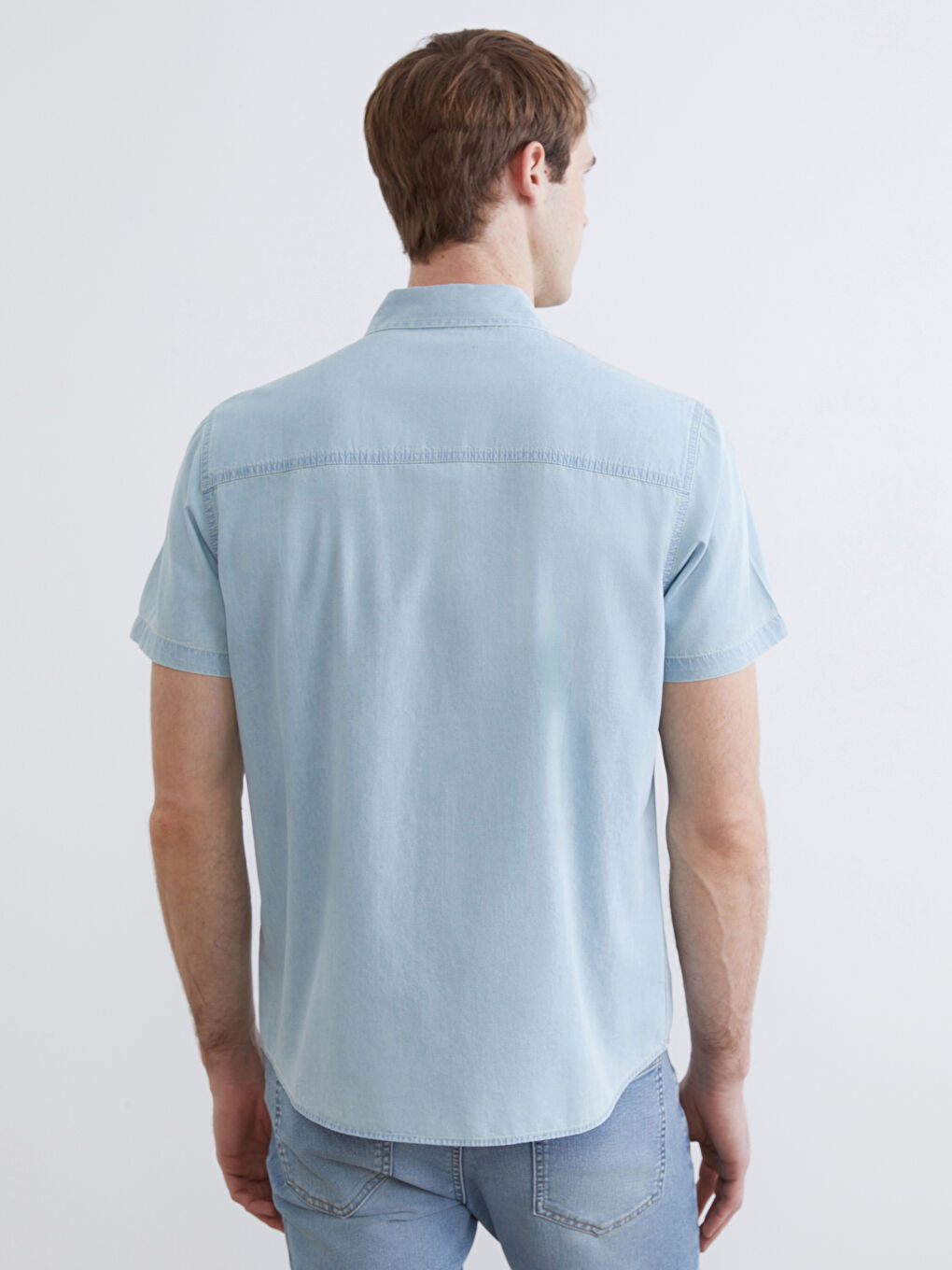 Regular Fit Short Sleeve Men's Denim Shirt-3