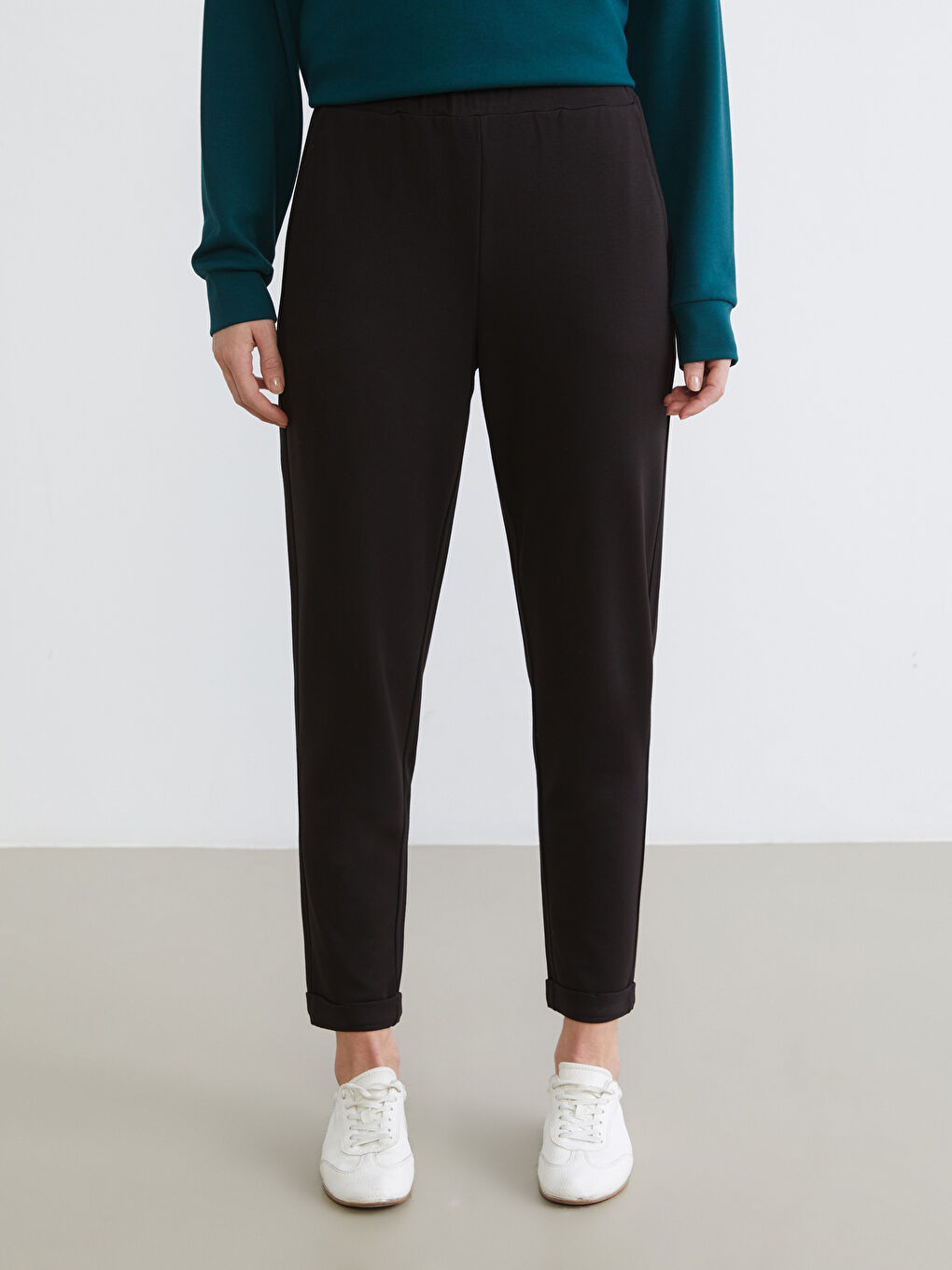 Әйелдер қара Жайлы спорт шалбар-1