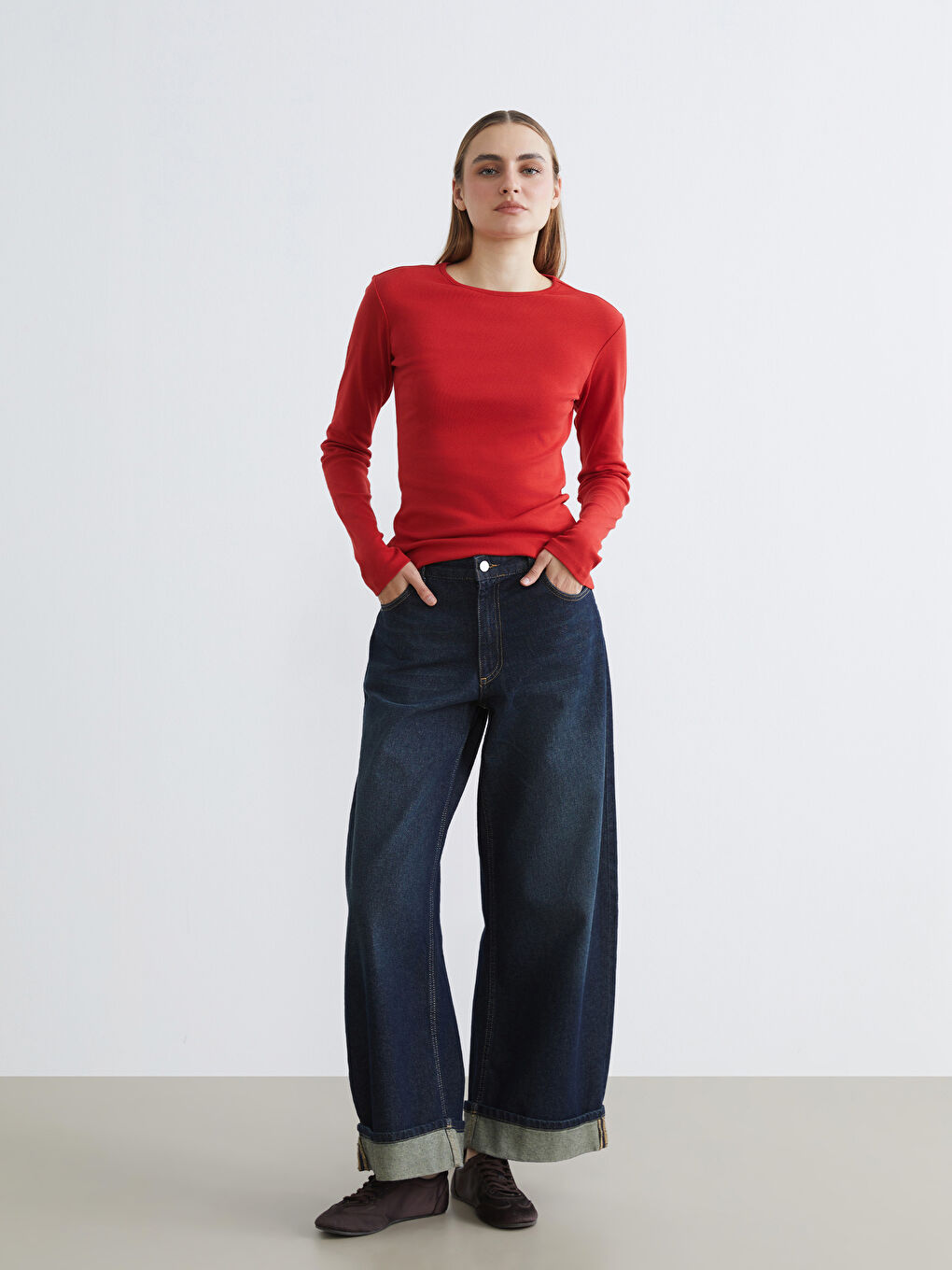 Kırmızı Bisiklet Yaka Kadın Body	-1