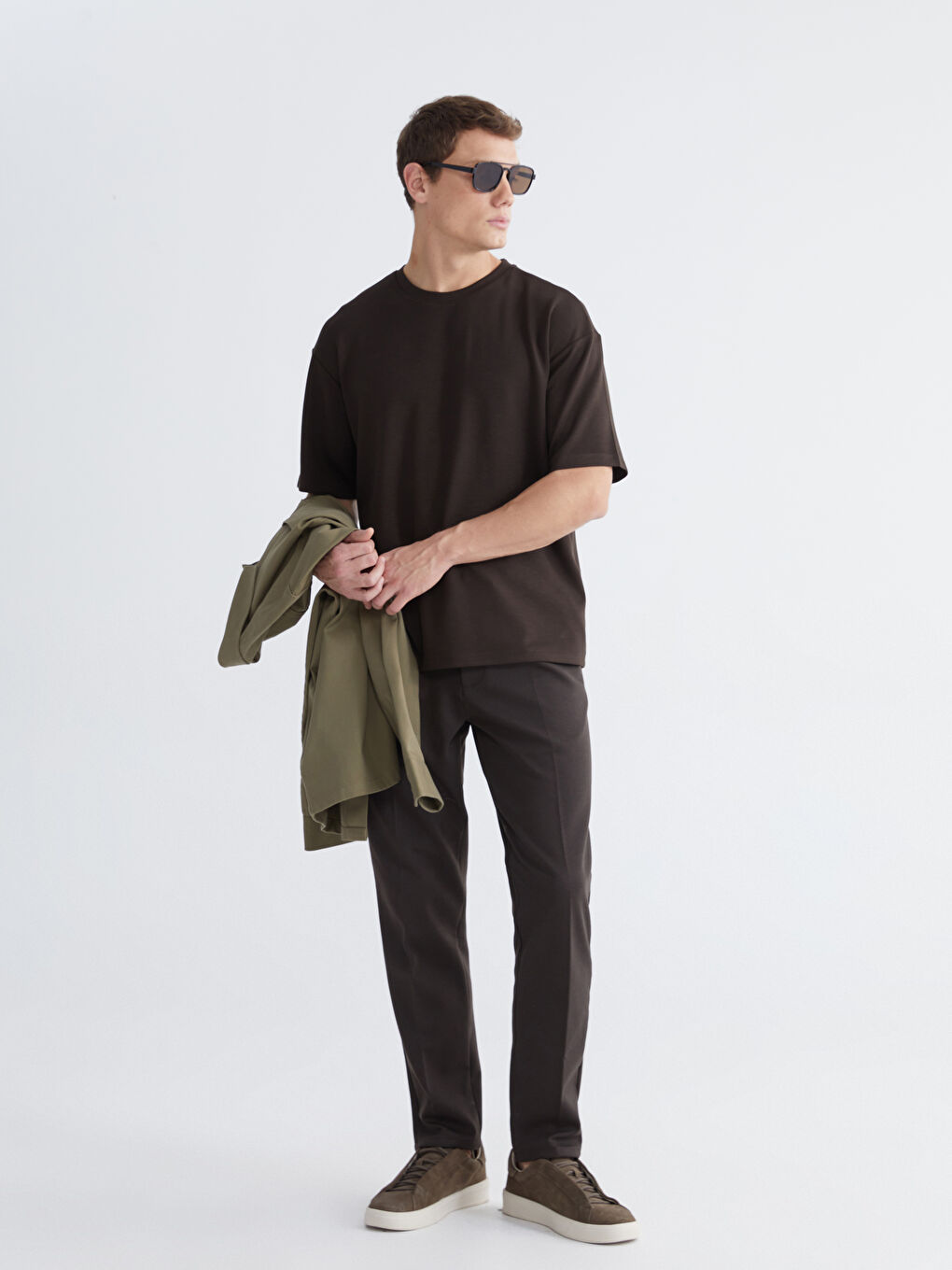 Kahverengi Bisiklet Yaka Erkek Tişört-1