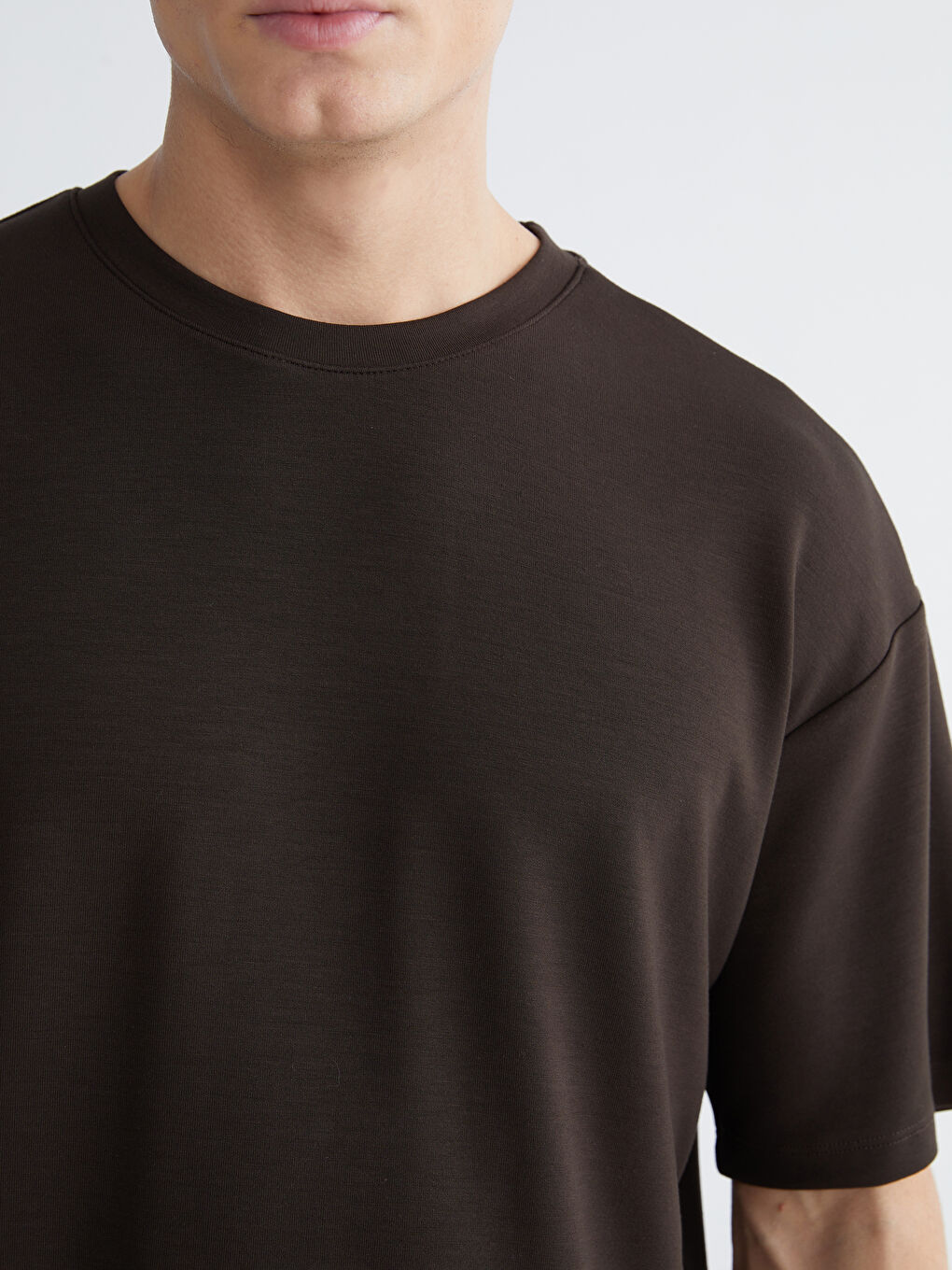 Kahverengi Bisiklet Yaka Erkek Tişört-2