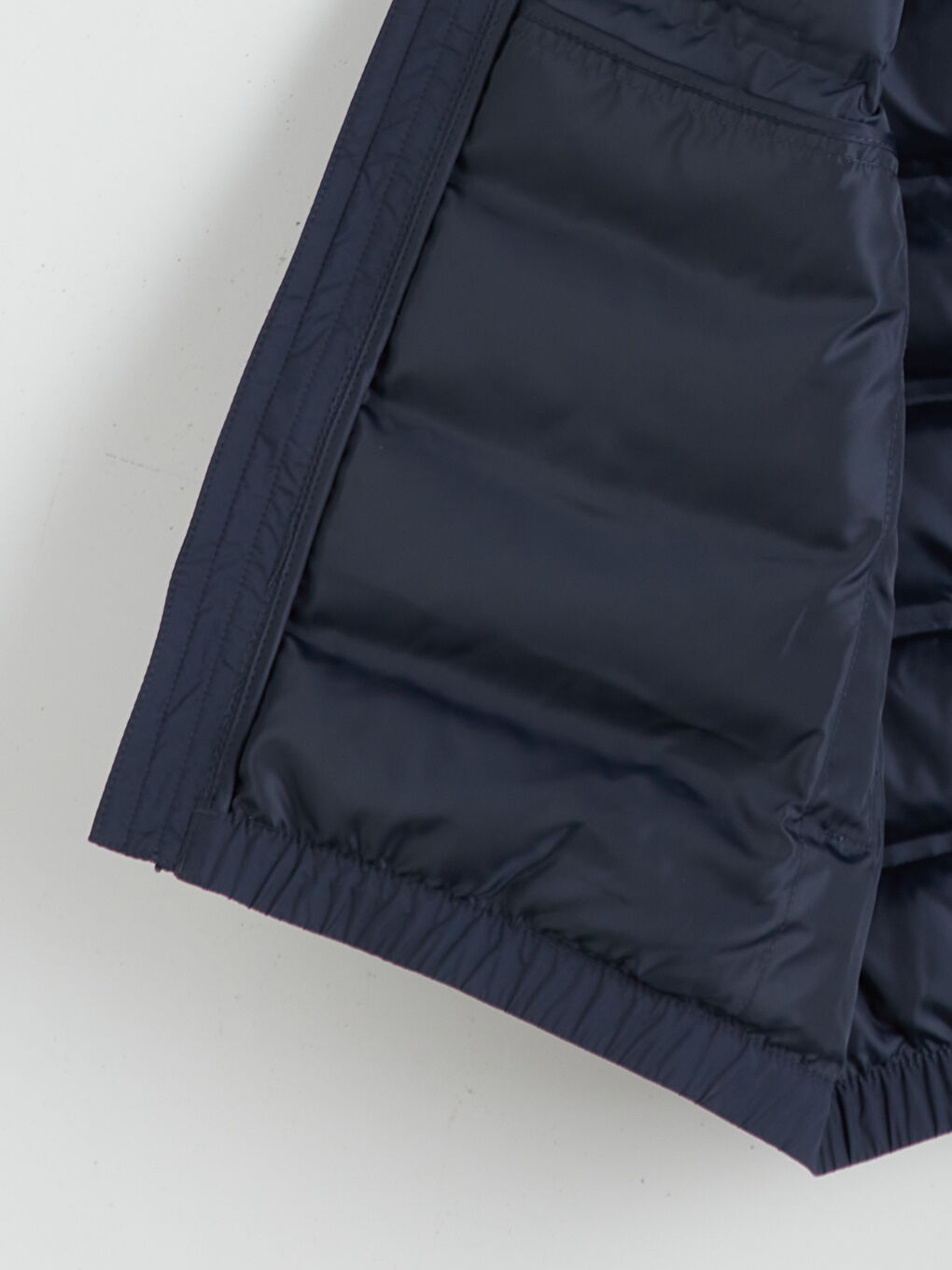 Regular Fit Stand Collar Puffer Vest-7