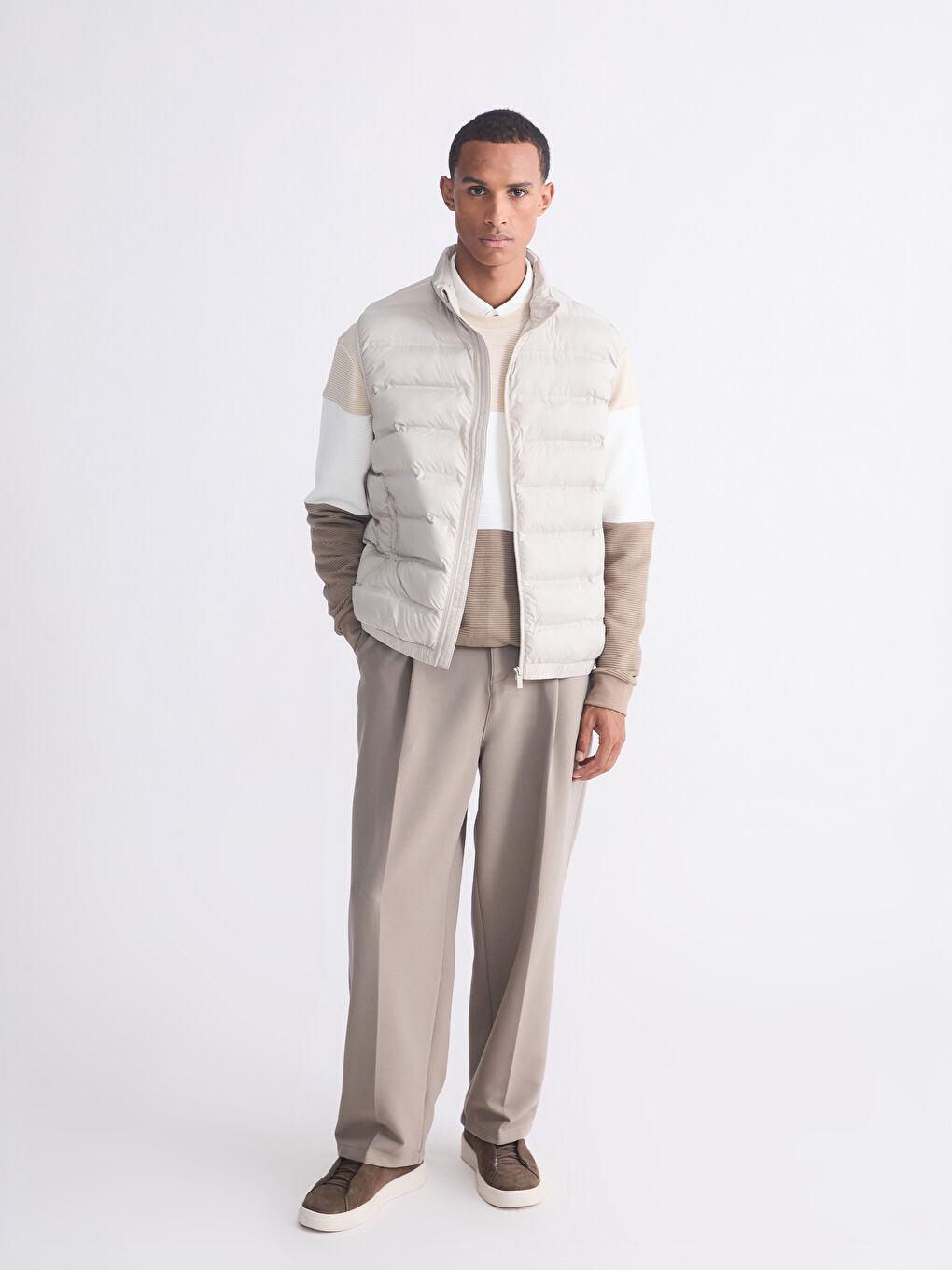 Bej Standart Kalıp Dik Yaka Erkek Şişme Yelek