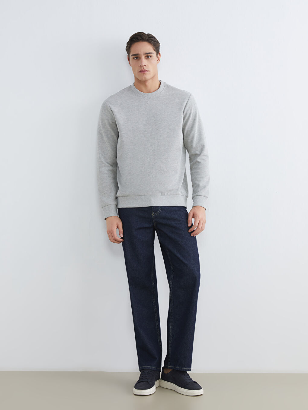 سويت شيرت ياقة دائرية للرجال-1