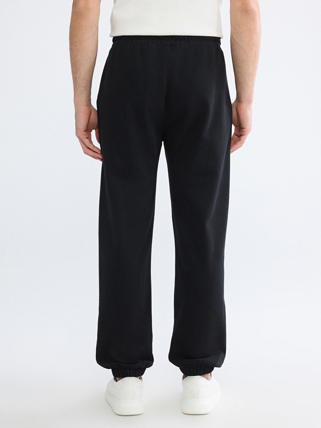 بنطلون رياضي رجالي بقصة عادية-3