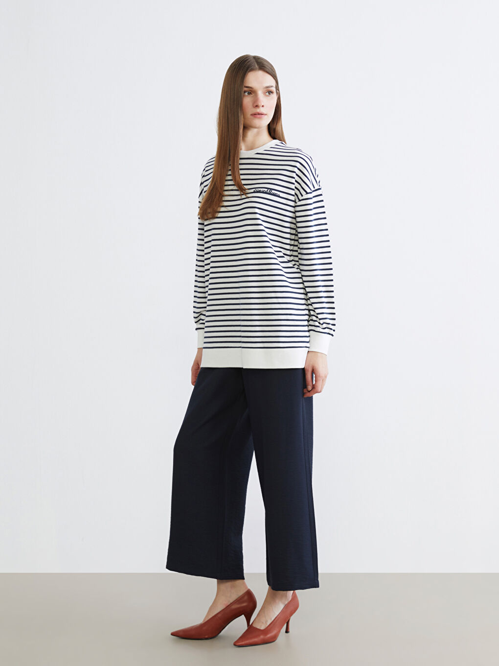 سويت شيرت تونيك مخطط كول مدور نساء-1