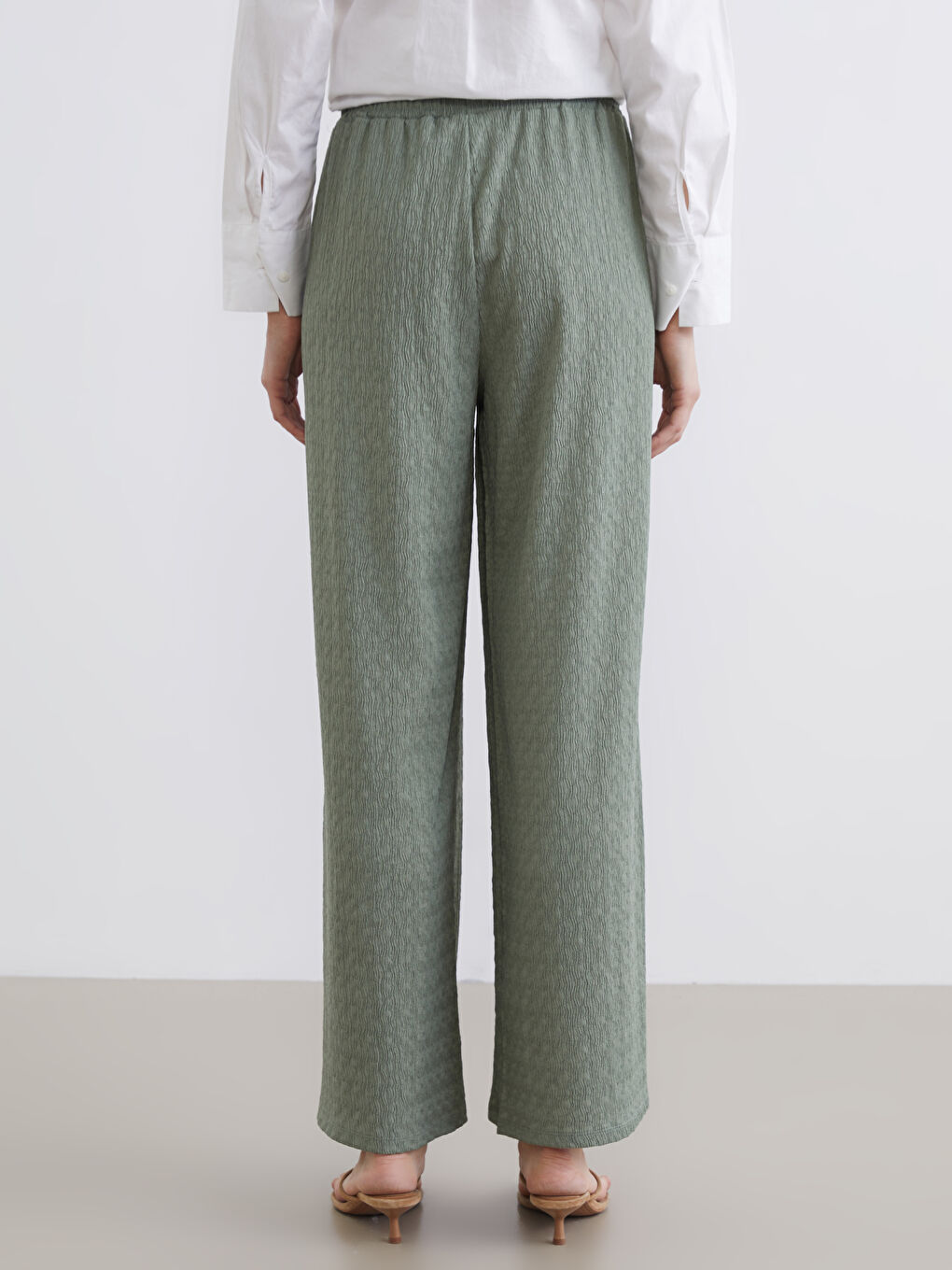 بنطلون كاكي امرأة-3