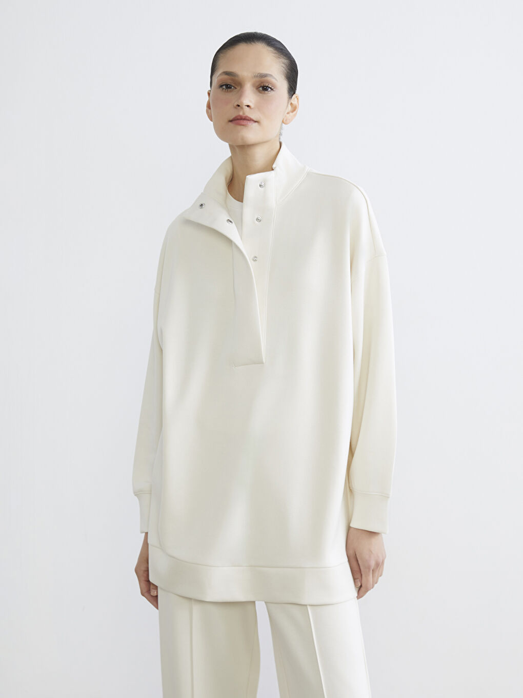 تونيك كنزة رياضية بيج امرأة