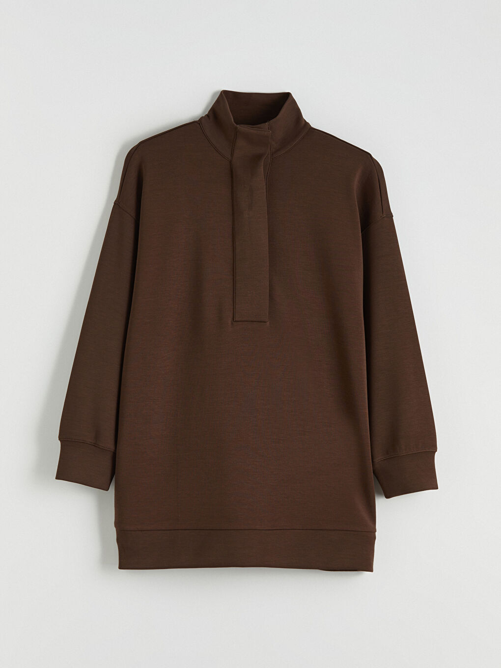 Женское свитшот-туника с воротником-трубой-4