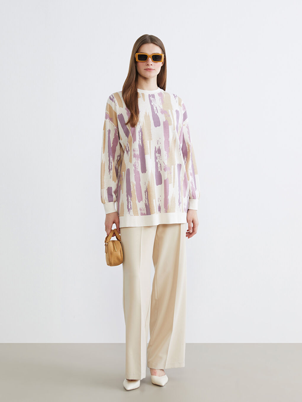 Patterned Sweatshirt Tunic with a Crew Neck.-1