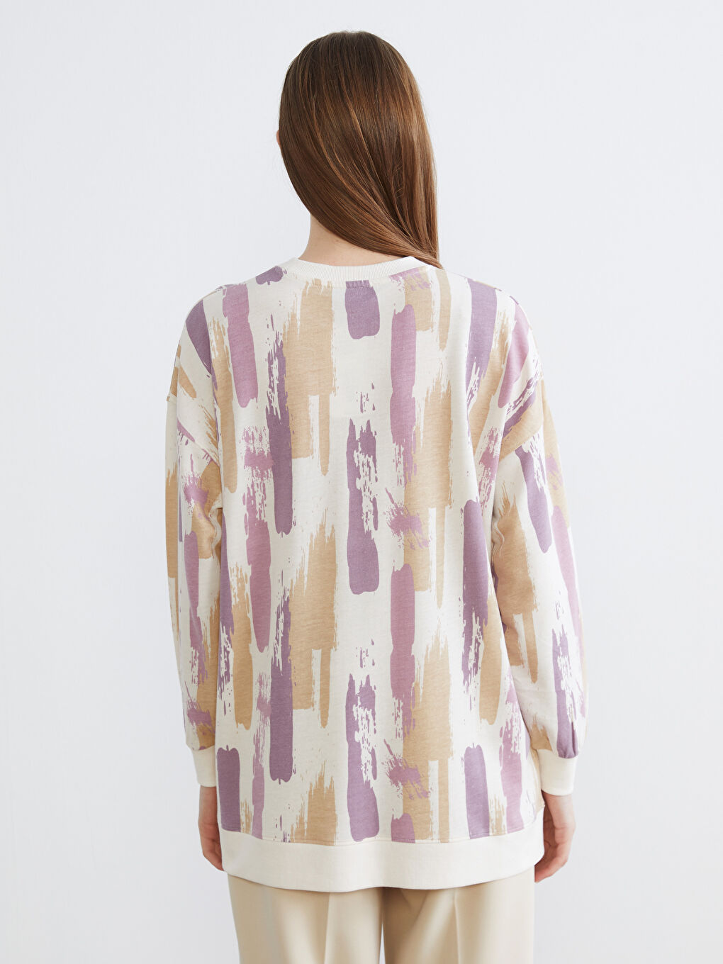 Patterned Sweatshirt Tunic with a Crew Neck.-3