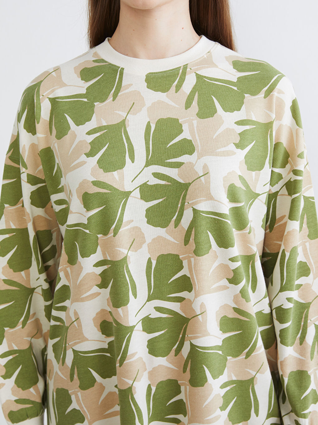 تونيك كنزة رياضية برقبة دائرية مزخرفة للسيدات.-2