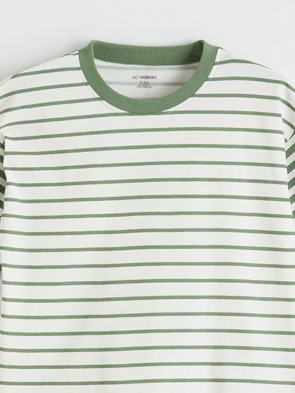 Yeşil Bisiklet Yaka Çizgili Erkek Çocuk Tişört-1