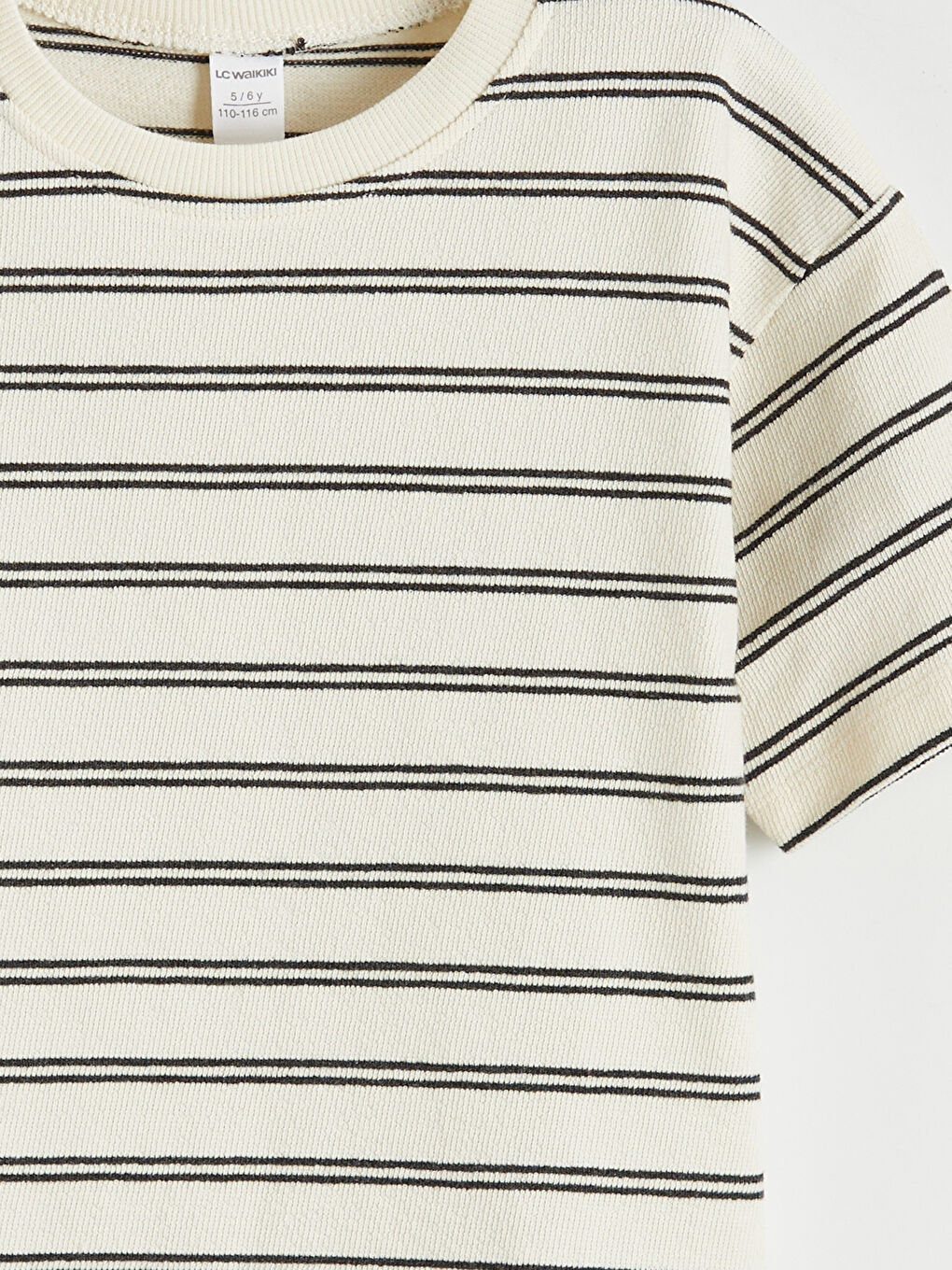 Lacivert Bisiklet Yaka Çizgili Erkek Çocuk Tişört-2