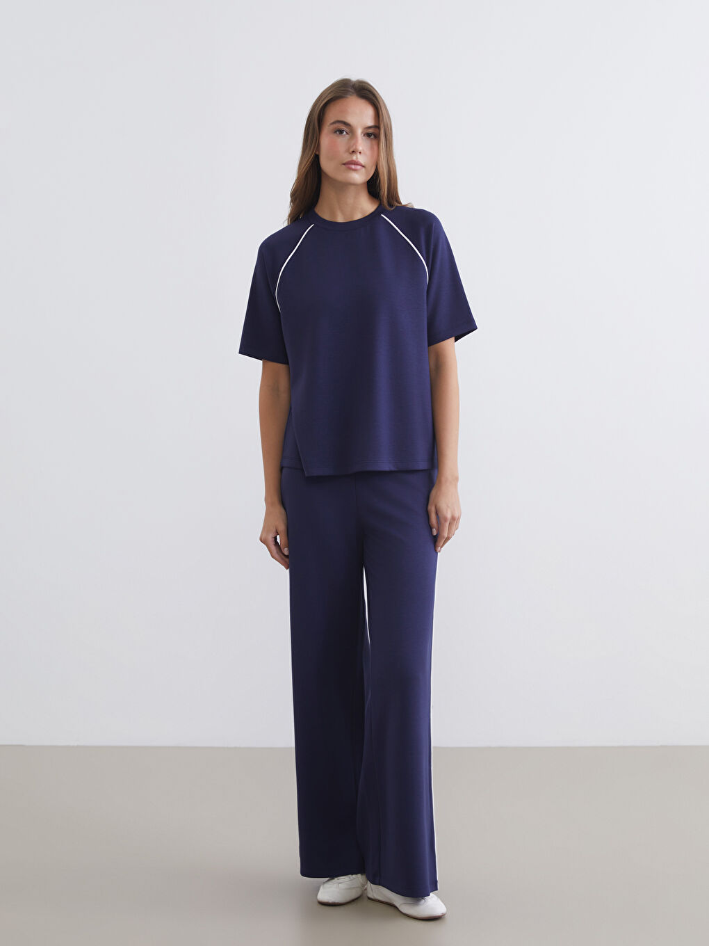 ელასტიური წელი რბილი შეხების ქალის სპორტული შარვალი