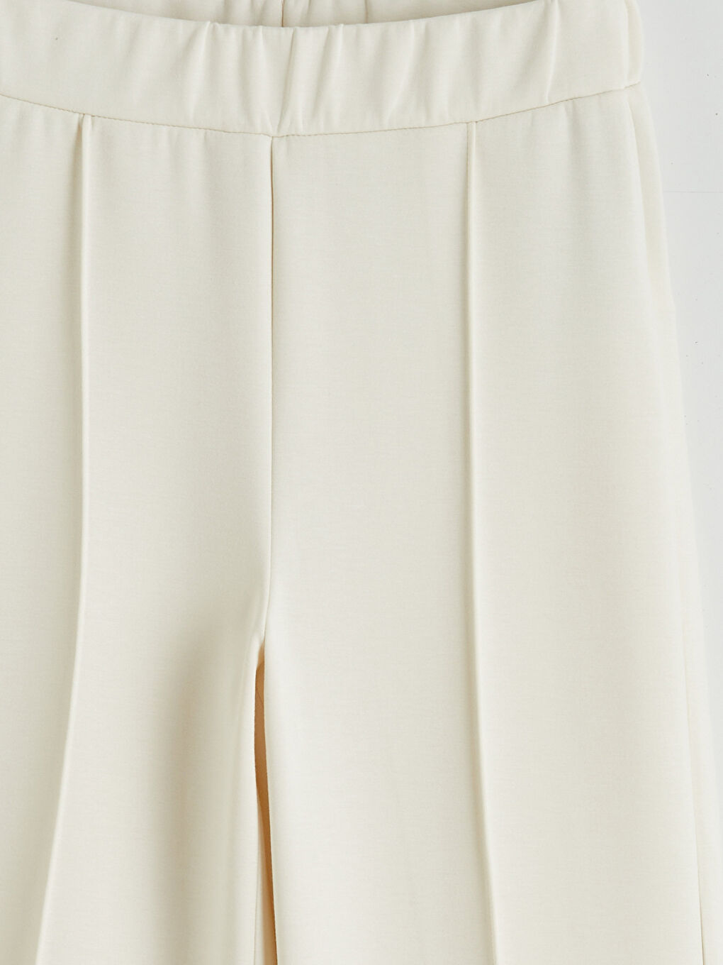 Soft Touch Women's Sweatpants with Elastic Waistband-5