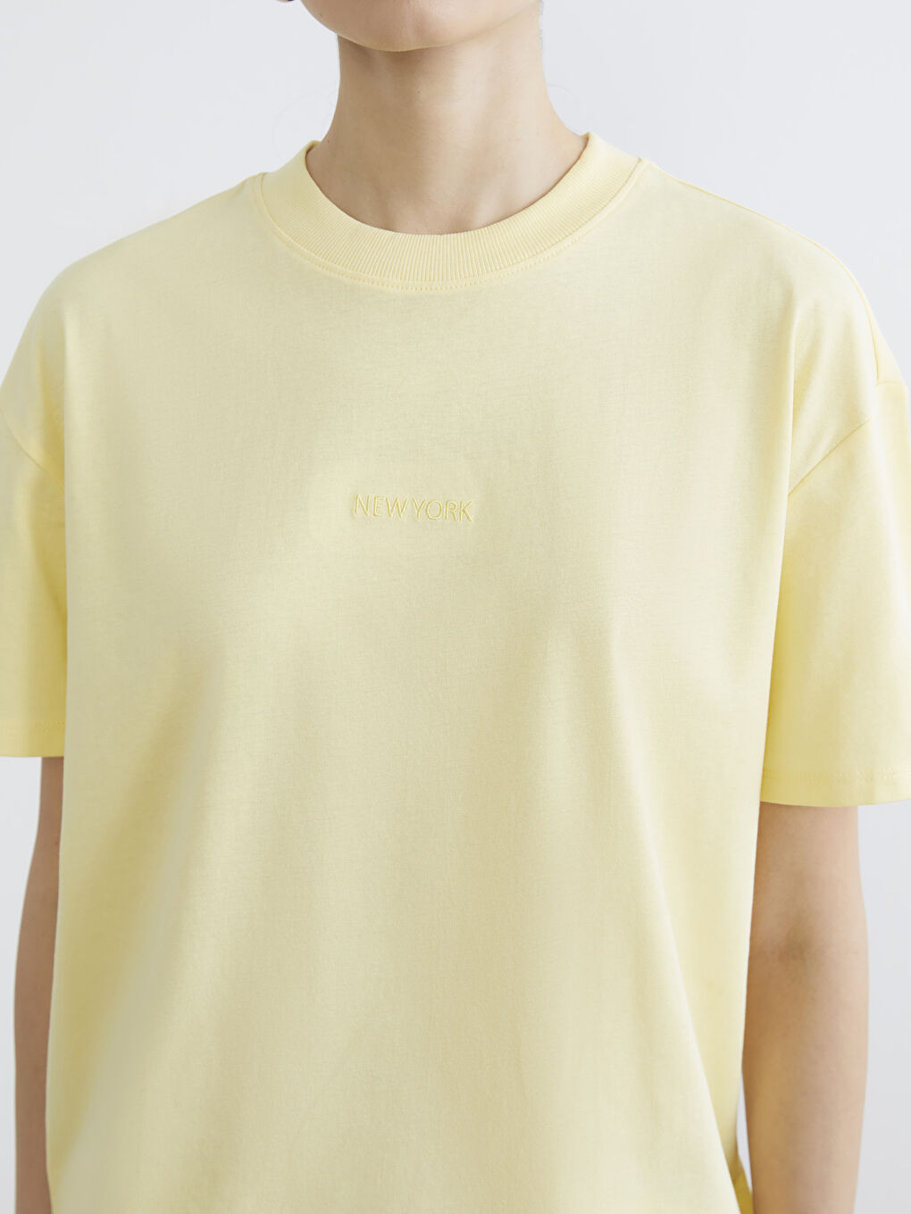 Embroidered Crew Neck Women's T-Shirt-2