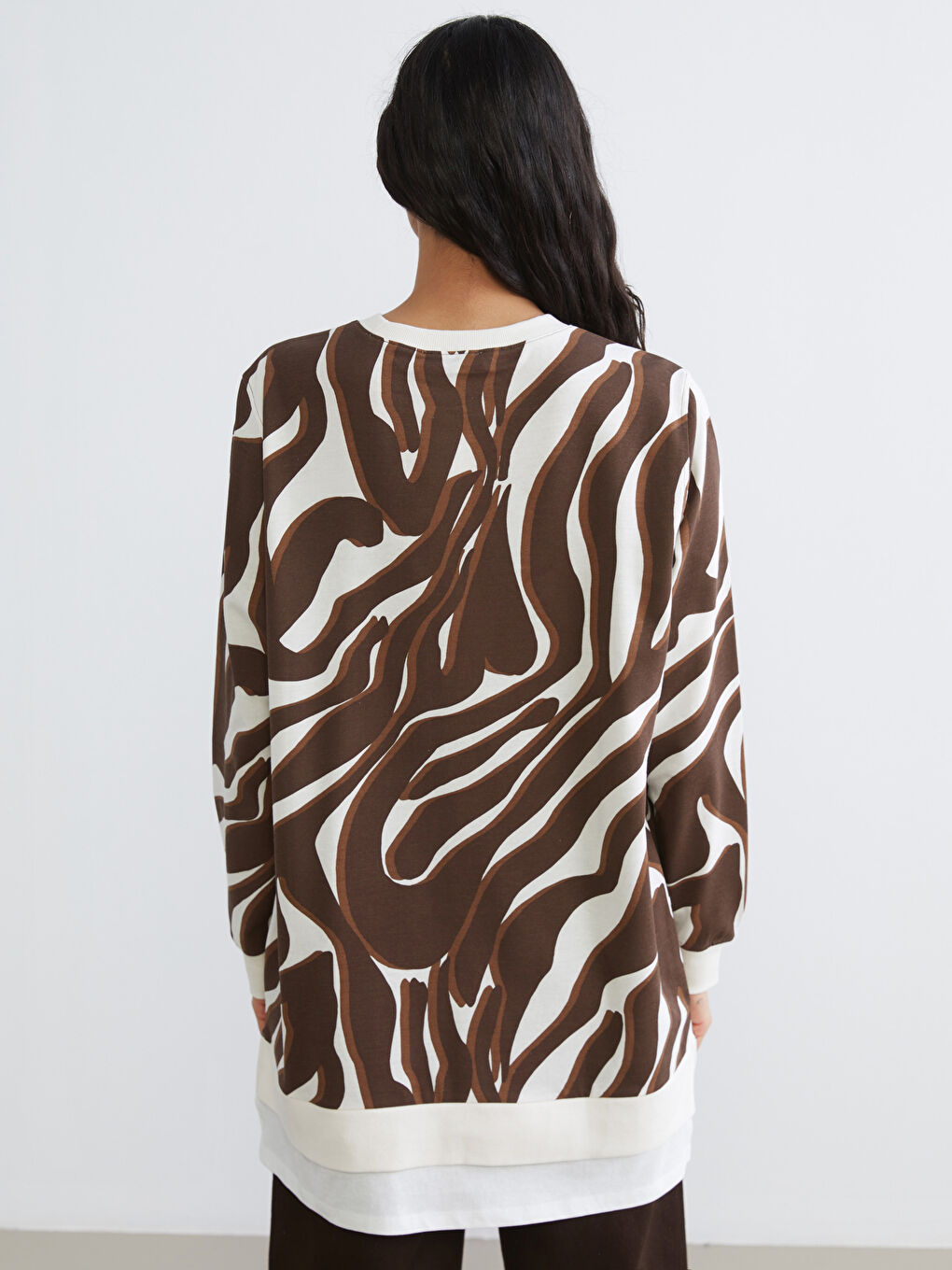 Patterned Sweatshirt Tunic with a Crew Neck.-3