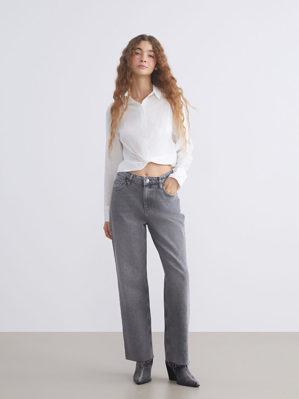 Chemise courte froncée pour femme-1