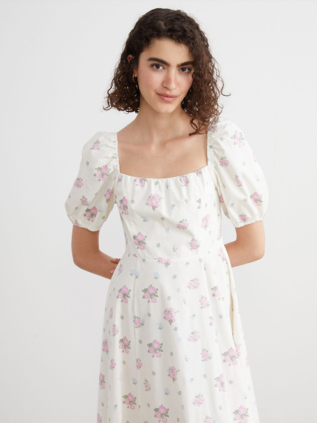 Floral Balloon Sleeve Fitted Waist Dress-1