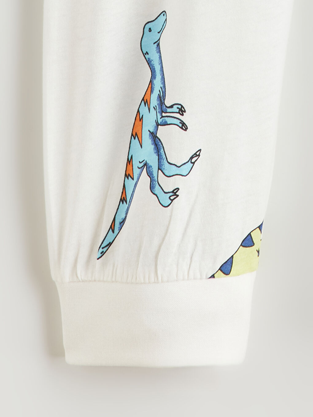 Ekru Baskılı Erkek Çocuk Pijama Takımı-5