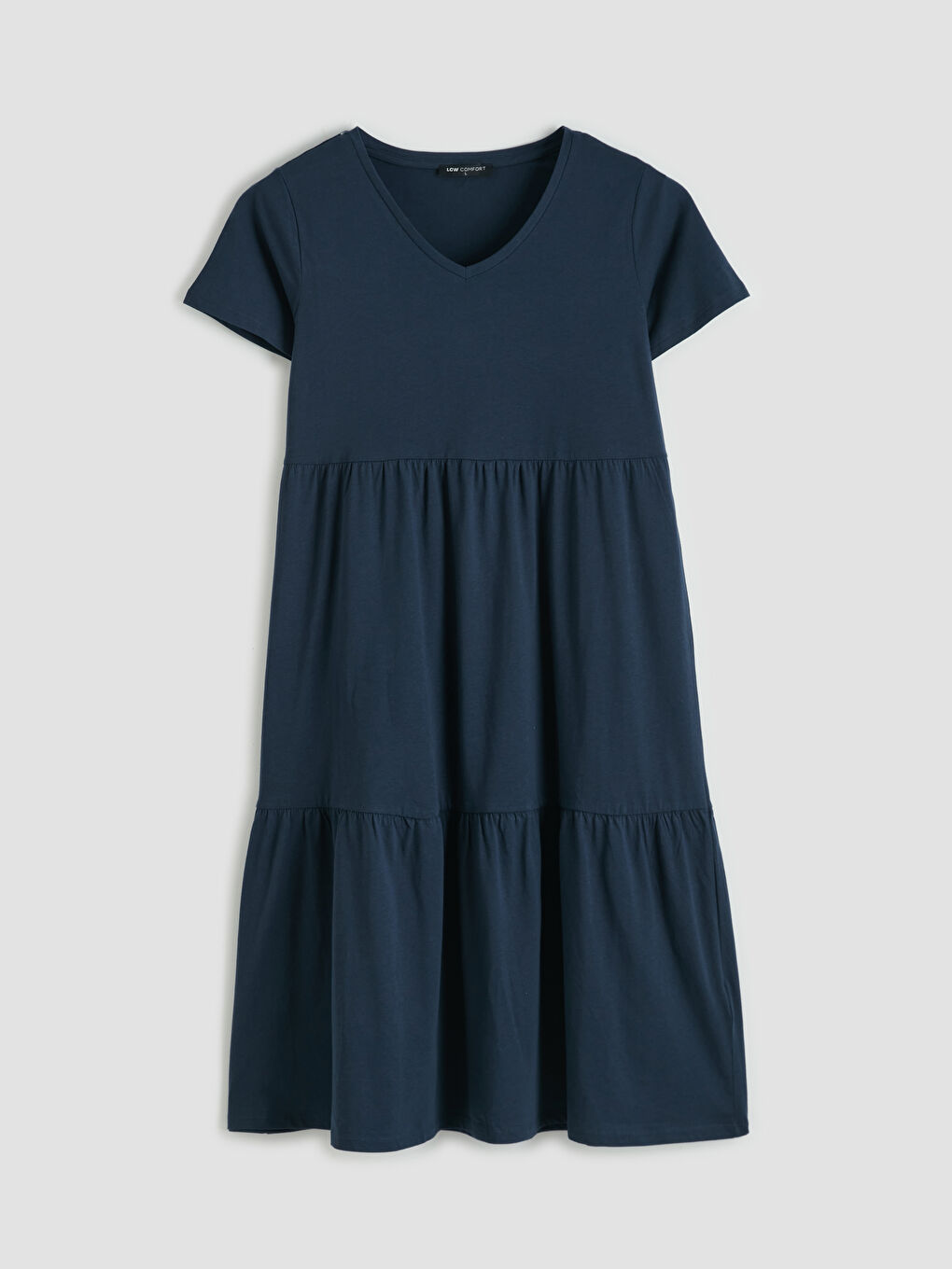 Slojevita haljina sa okruglim izrezom-1