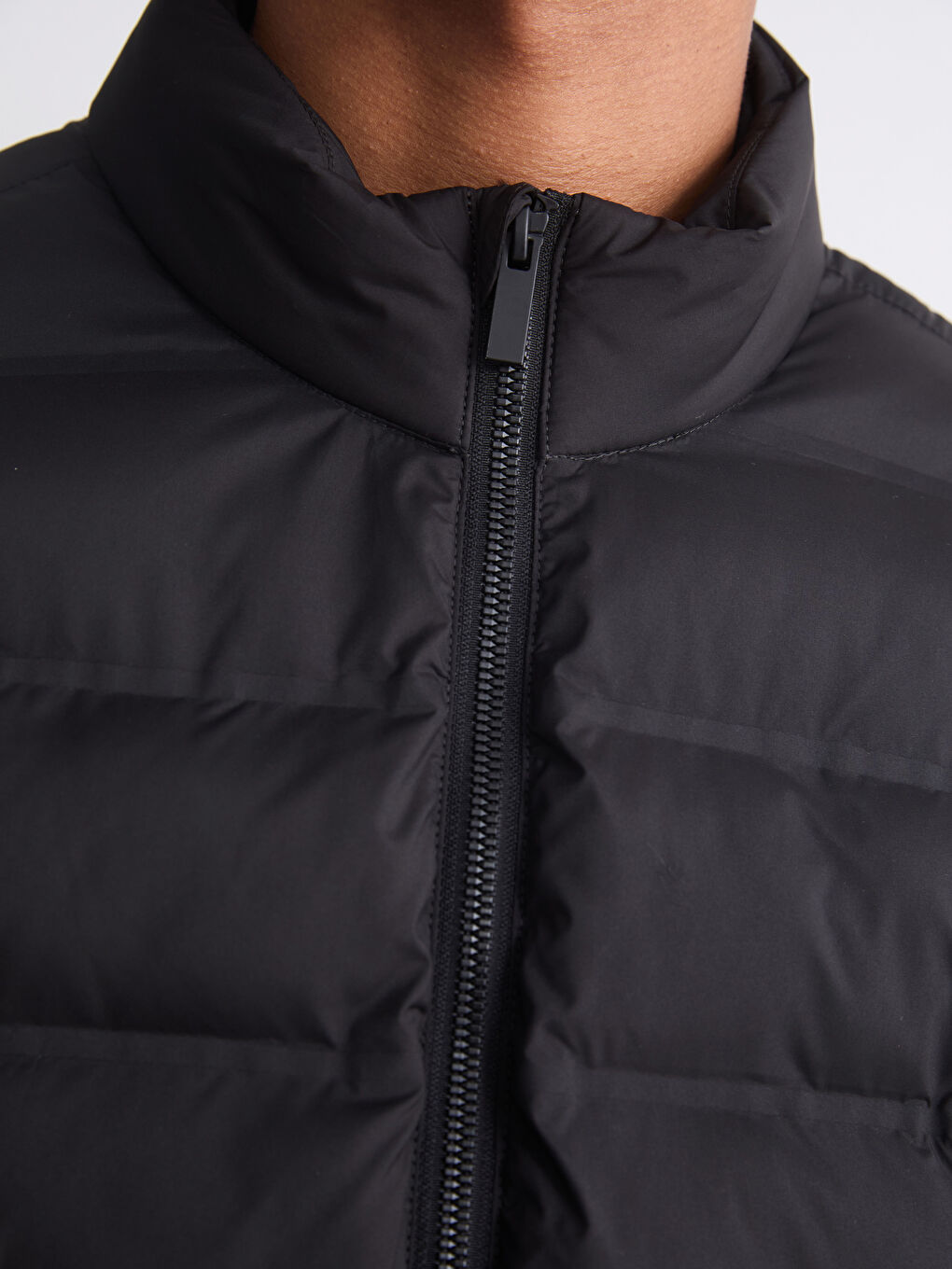 Siyah Standart Kalıp Erkek Şişme Mont	-2