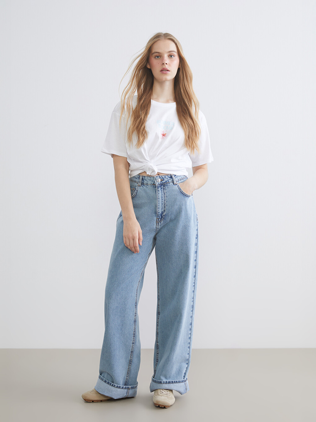 Crew Neck Floral Women's T-Shirt-1