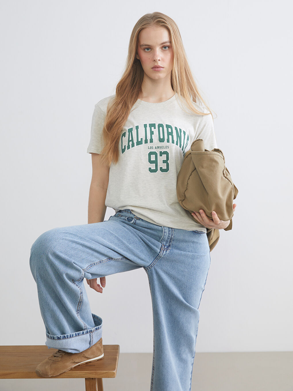 Футболка с принтом "california", круглый вырез, для женское