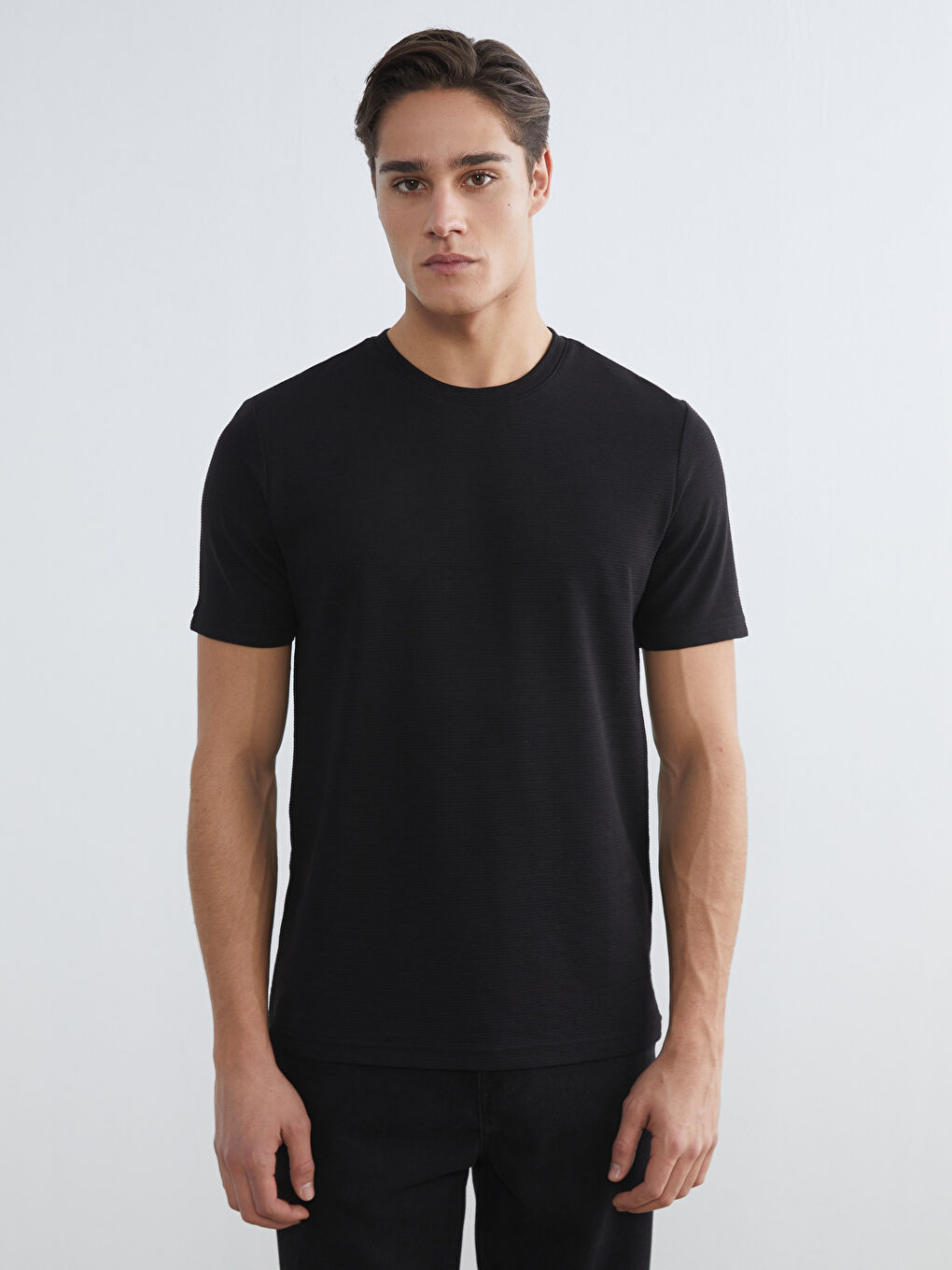 Siyah Bisiklet Yaka Penye Erkek Tişört