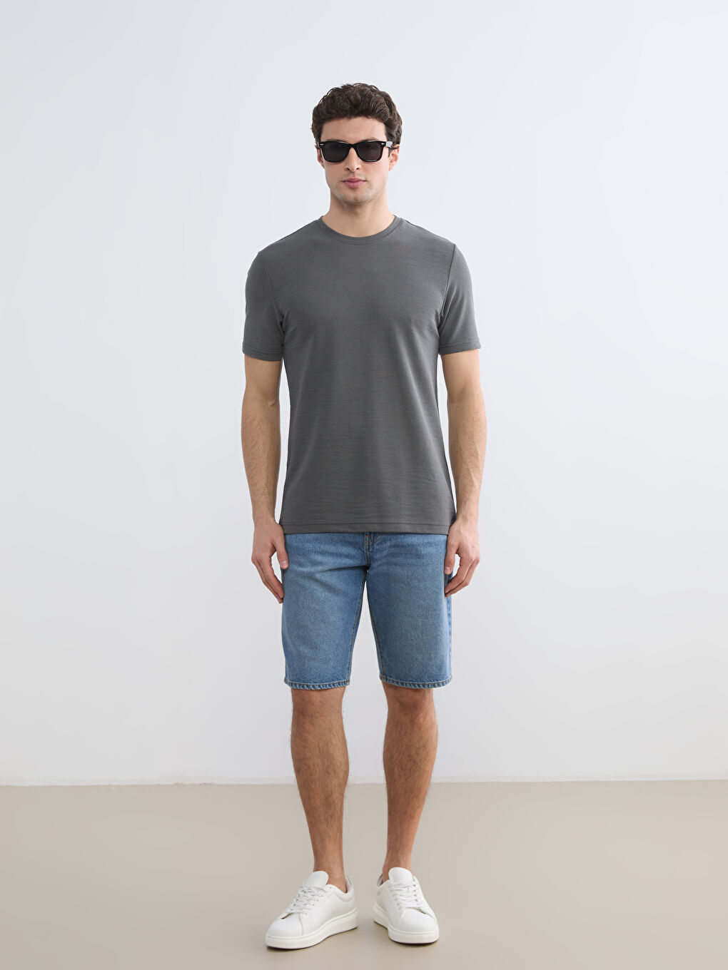 Antrasit Bisiklet Yaka Penye Erkek Tişört-2