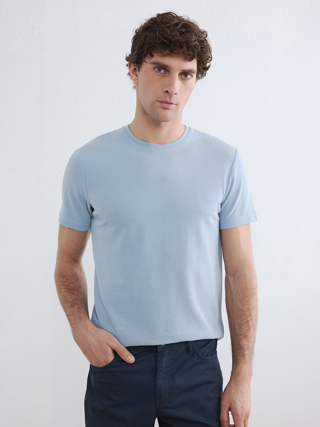 Mavi Bisiklet Yaka Erkek Tişört