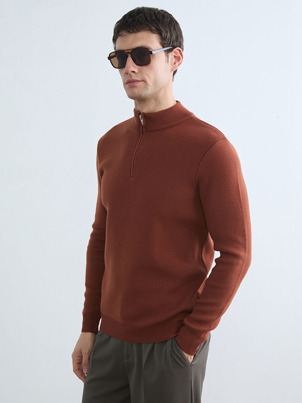 Men's Half-Zip High Neck Knitted Sweater