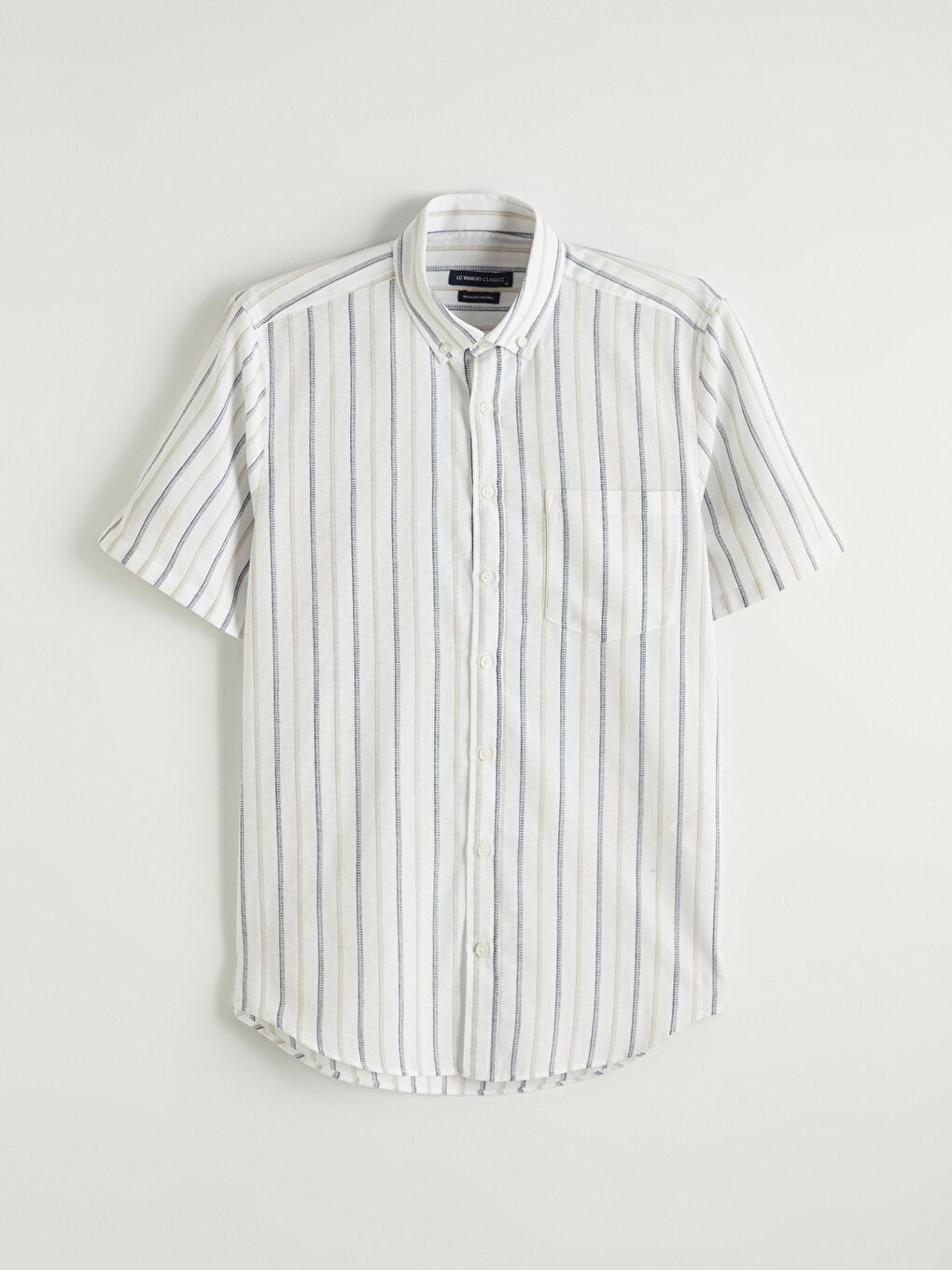 Men's Striped Shirt in a Regular Fit-4