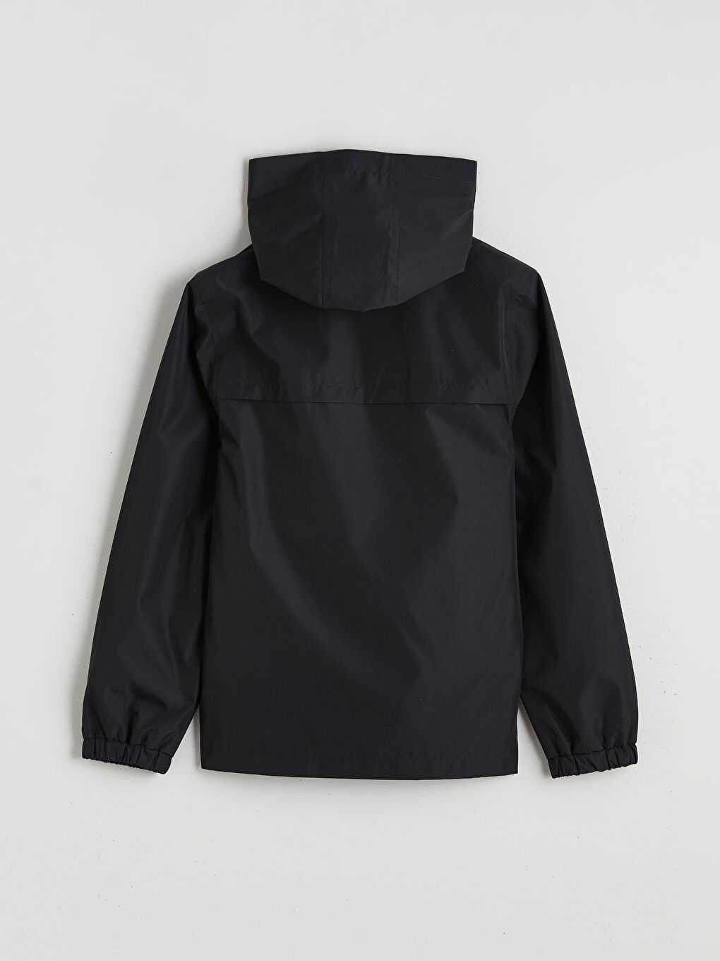 Siyah Su İtici Kapüşonlu Erkek Çocuk Mont-1