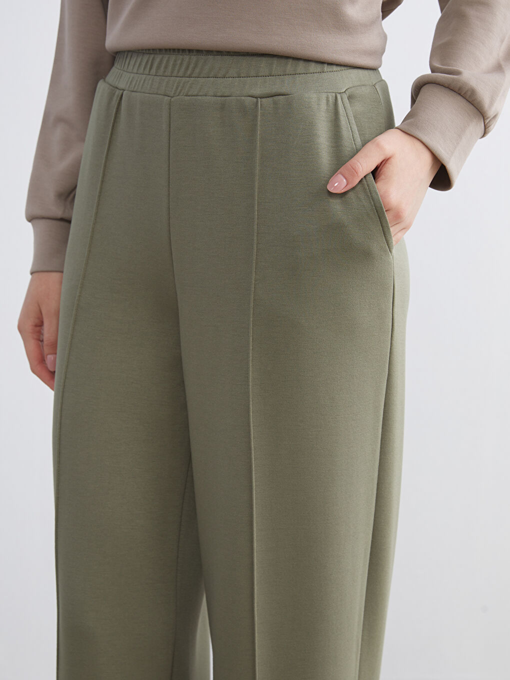 Soft Touch Women's Sweatpants with Elastic Waistband-2